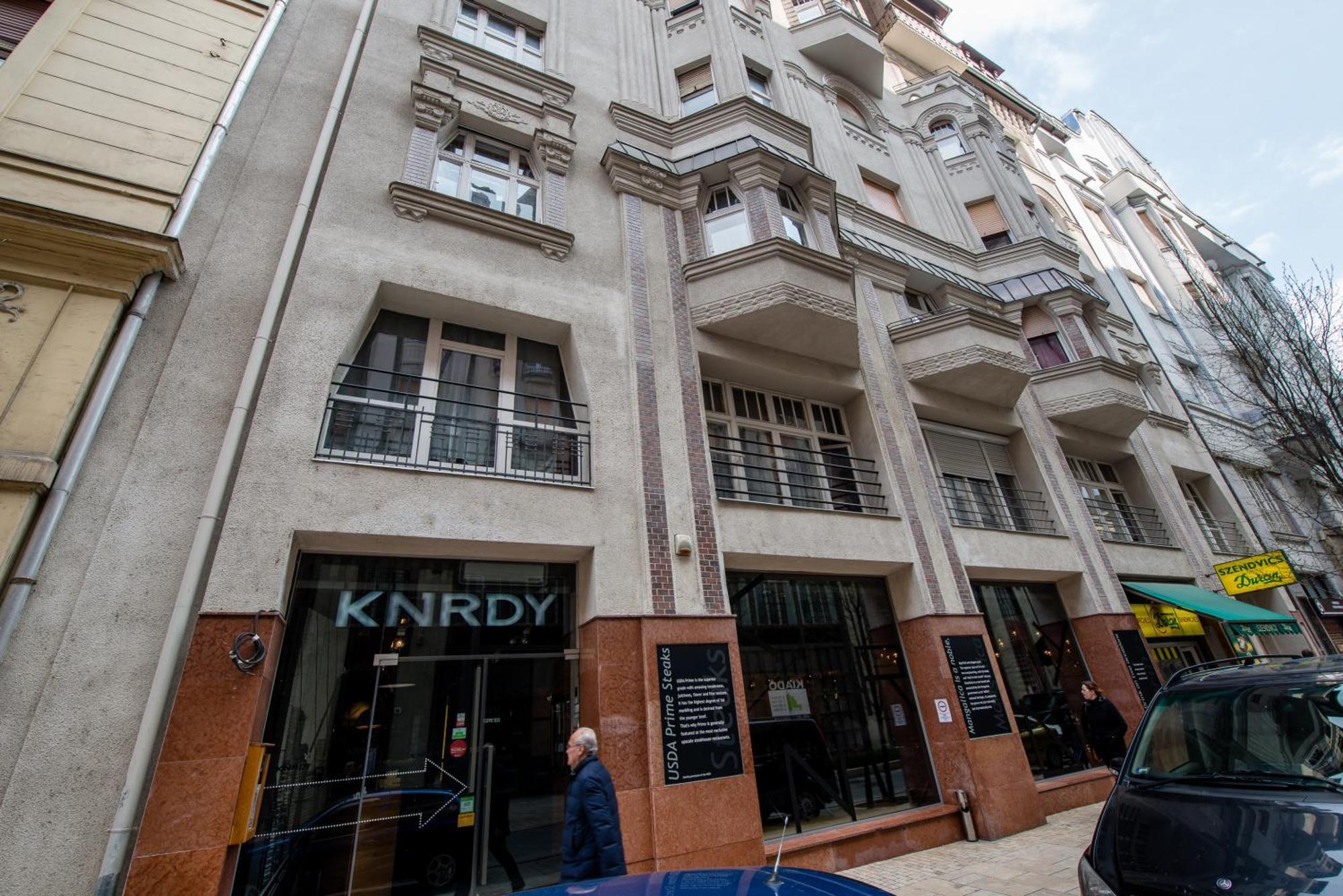 Gold Pearl Apartment 2 Rooms At St Stephen' S Basilica Budapest Exterior foto
